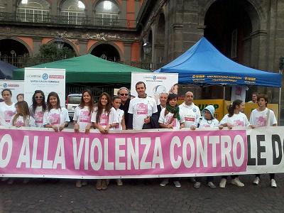 de magistris con le ragazze de magistris con le ragazze