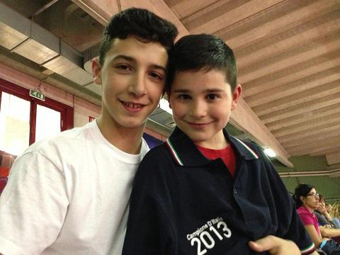 A dx Carlo Rossi appena laureatosi campione italiano ragazzi juniores A dx Carlo Rossi appena laureatosi campione italiano ragazzi juniores