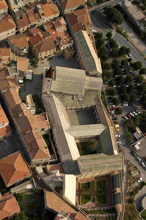 Santa Caterina aerea Foto Merlo Santa Caterina aerea Foto Merlo