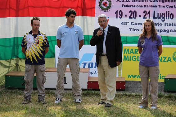 Il presidente Scarzella con gli azzurri che andranno ai World Games - Luca Palazzi Giuseppe Seimandi e Eleonora Strobbe Large