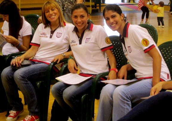 a sx Selene Perseu con Anna Lussu e Rocs Yordanova