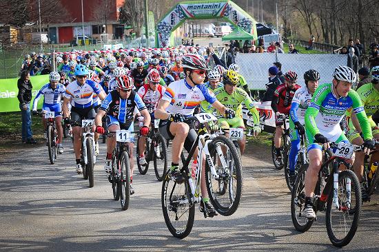Trittico Trevignano 2014 la partenza dal campo sportivo Trittico Trevignano 2014 la partenza dal campo sportivo