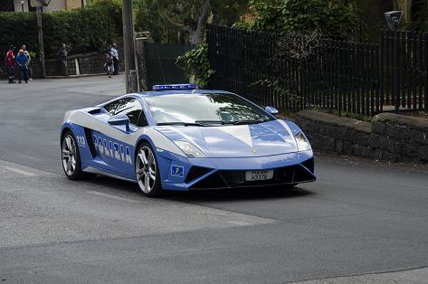 1Lamborghini Polizia 1Lamborghini Polizia