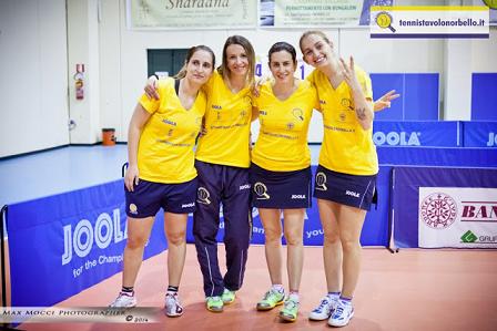 Le vice campionesse dItalia del Tennistavolo Norbello Max Mocci Fotografia