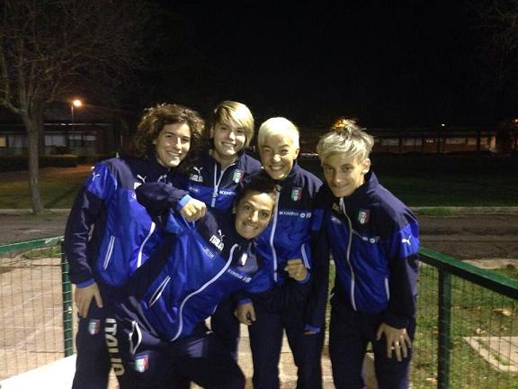 le 5 Azzurre di Agsm Verona Carissimi Salvai Di Criscio Gabbiadini e sotto Panico