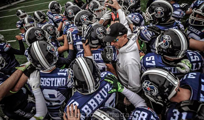 seamen-milano-huddle seamen-milano-huddle