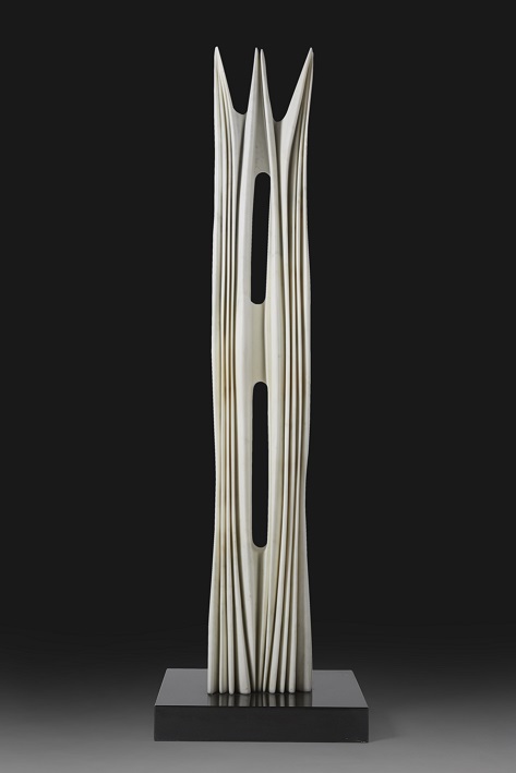 03 Pablo Atchugarry Senza titolo marmo statuario di Carrara h 190x30 x28 cm