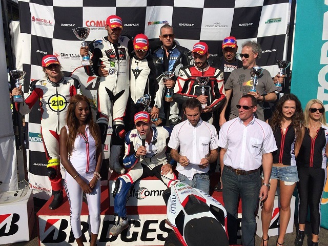 Il podio Di.Di. con lamministratore delegato Bridgestone Andy Davies