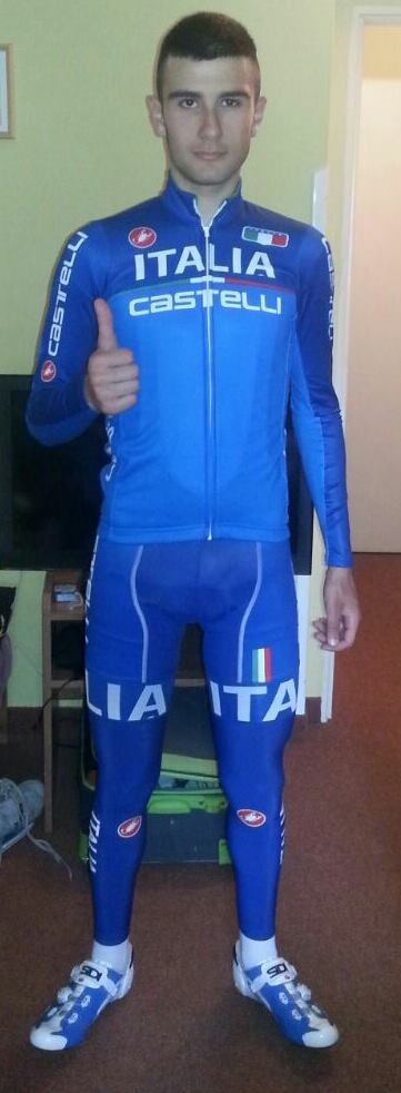 Alessandro Monaco in maglia azzurra Corsa della Pace