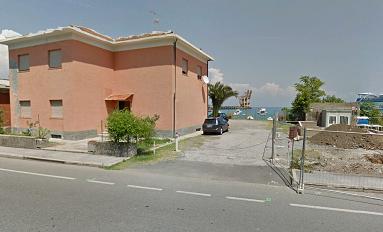 1a2016 01 08 - da google - a passeggio attorno alla Capitaneria di Vado
