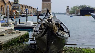 0Barchetta-in-Arsenale 0Barchetta-in-Arsenale