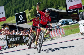 Winners Stage 3 Hermann Pernsteiner and Daniel Geismayr Miha Matavz