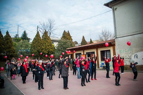 un momento delle precedenti edizioni del flash mob di san valentino di chi dice donna6
