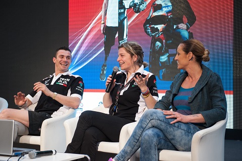 Annalisa Minetti e Chiara Valentini presentano Never Give Up Annalisa Minetti e Chiara Valentini presentano Never Give Up