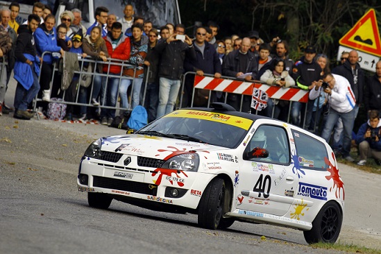 Mannu su Renault Clio action FotoFrame Mannu su Renault Clio action FotoFrame