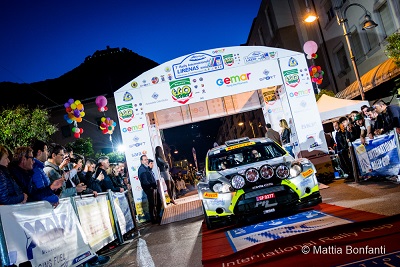 Podium Lirenas Podium Lirenas