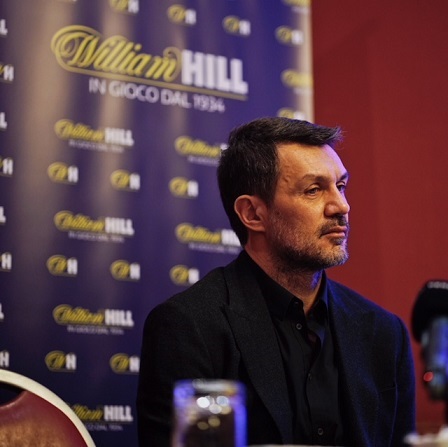 William Hill e Paolo Maldini ChiediloAlCapitano William Hill e Paolo Maldini ChiediloAlCapitano
