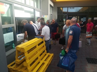 Alcuni piloti alle verifiche della Giarre Monsalice Milo Alcuni piloti alle verifiche della Giarre Monsalice Milo