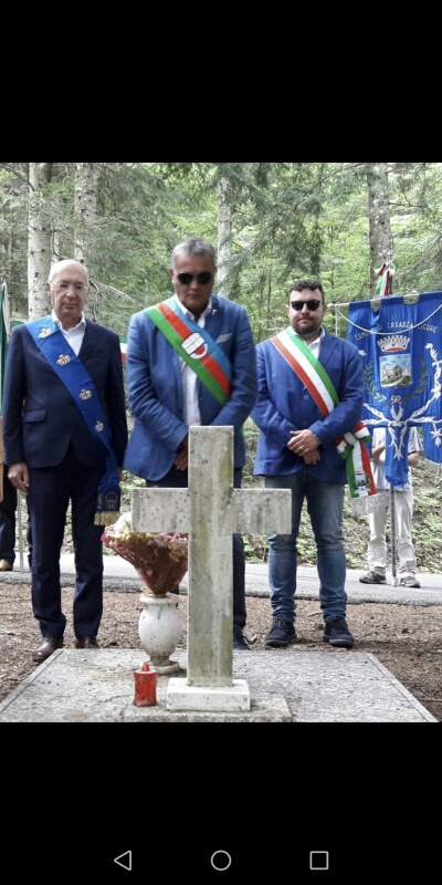 Muzio alla commemorazione caduti del Penna Muzio alla commemorazione caduti del Penna