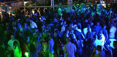Si balla al Goa Beach 2 Si balla al Goa Beach 2