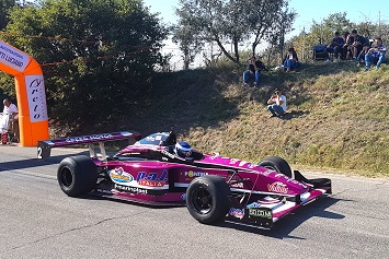 Di Fulvio in azione sulla Lola Zytek di F3000 a Orvieto nelle prove della Castellana 2018