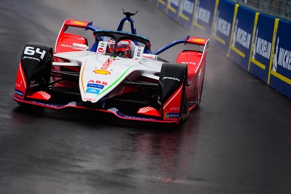 mahindra-arabia-d-ambrosio-rain mahindra-arabia-d-ambrosio-rain