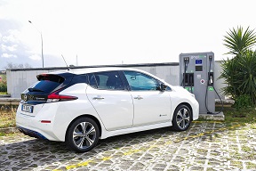 nissan-leaf-eva-02 nissan-leaf-eva-02