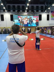 Marco Morello durante le eliminatorie con il coach Ilario Di Buo