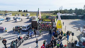 Mediofondo Mtb Castel del Monte 12032019 panoramica partenza Mediofondo Mtb Castel del Monte 12032019 panoramica partenza