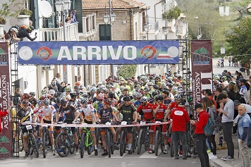 Tour degli Ulivi-Memorial Matteo Santucci 16042018 partenza Tour degli Ulivi-Memorial Matteo Santucci 16042018 partenza