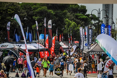0a0Bike Events a Party Like a DEEJAY 1 0a0Bike Events a Party Like a DEEJAY 1