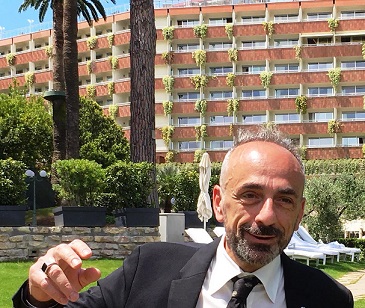 0a0critico darte Paolo Battaglia La Terra Borgese