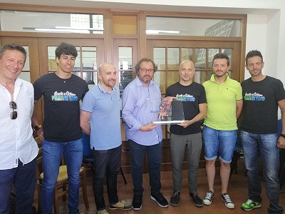 0a0consegna targa scuola1 0a0consegna targa scuola1