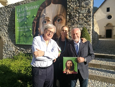 Il presidente De Laurentiiss la moglie Jacqueline e Vittorio Sgarbi a Castel Caldes