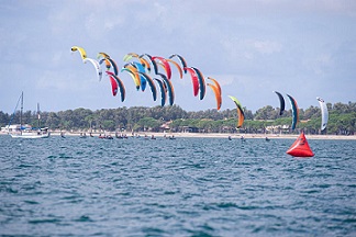 0a0Formula Kite European Championship ad Oristano è subito spettacolo 6 0a0Formula Kite European Championship ad Oristano è subito spettacolo 6