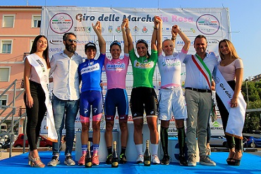 0a0Giro delle Marche 14092018 maglie di leader - Foto F.OSSOLA 3 0a0Giro delle Marche 14092018 maglie di leader - Foto F.OSSOLA 3
