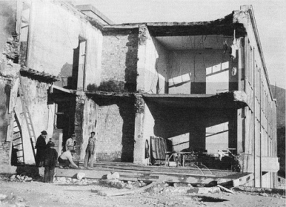 0a0ascuola elementare cori dopo il bombardamento 0a0ascuola elementare cori dopo il bombardamento