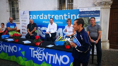 0a0aaaa Da sinsitra Paternostro Viesi Failoni Demadonna e Benedetti con in primo piano Don Franco Torresani PH NICER