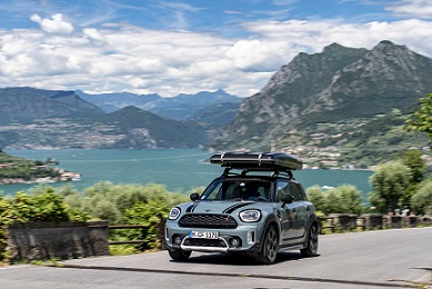 0a0aaap90398231-highres-mini-cooper-s-countr 0a0aaap90398231-highres-mini-cooper-s-countr