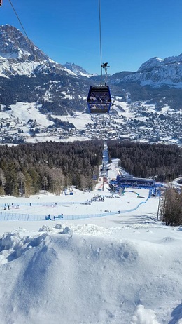 Cortina