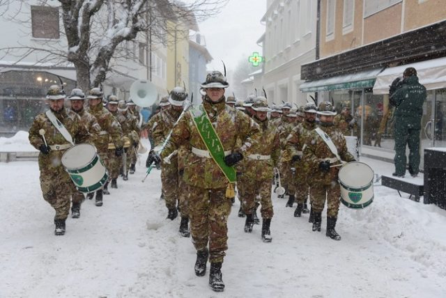 Cortina fanfare