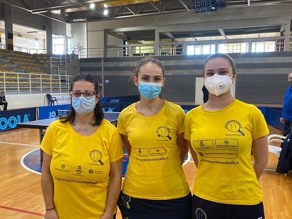 Le norbelline a Mazzano da sx Krisztina, Gohar e Gaia