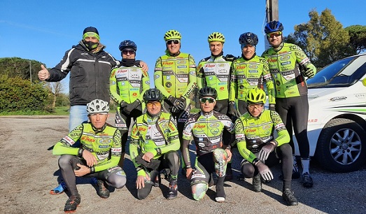 Mtbsan 16022021 Il team prima della partenza