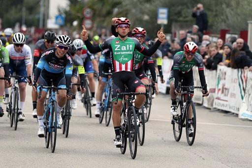 GP Industria Memorial Lattanzi 2020 arrivo in volata zanoncello