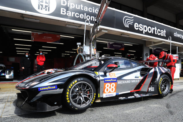 Rovera Ferrari488 pits1 Barcelona2021 ph.JEP Elms