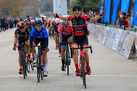 Trofeo Born to Win 12042021 Volata - Foto F.OSSOLA