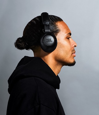 Virgil van Dijk JBL Club