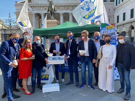 Gazebo Lega Difendiamo il Made in Italy