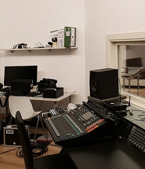 La sala d'incisione Faustini Produzioni a Pontoglio (BS)