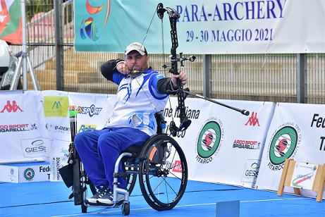 Matteo Bonacina, oro compound a Grottaglie